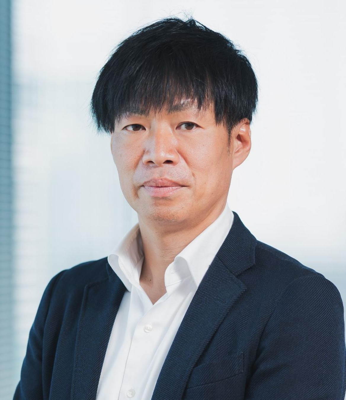 塩﨑雄一郎氏