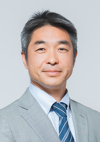 山本氏